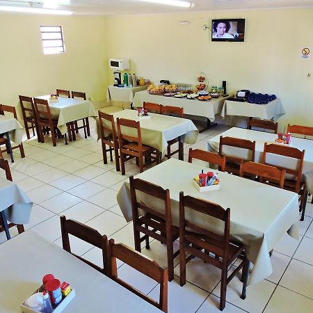 Hotel Comodoro De Livramento Сантана до Ливраменто Екстериор снимка